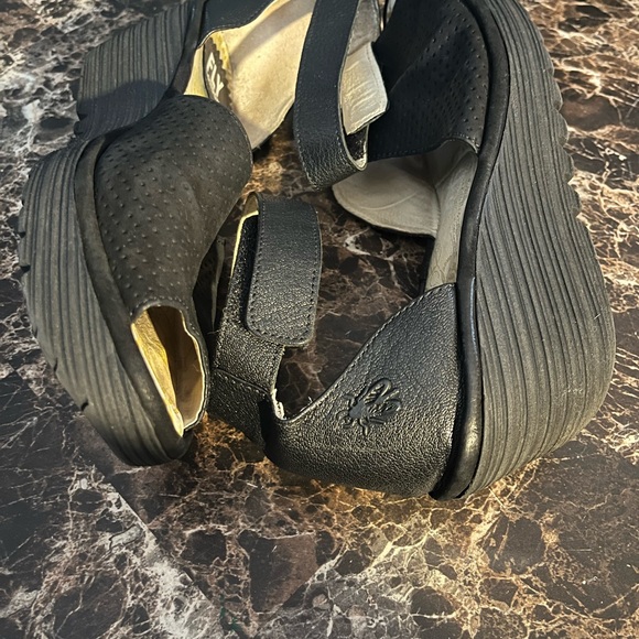 Fly London platform Velcro ankle strap opening toed shoes - Picture 2 of 15